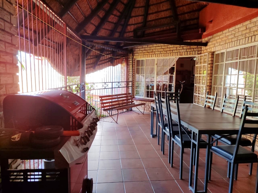 3 Bedroom Property for Sale in Wilkoppies North West